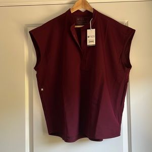 Figs scrub top